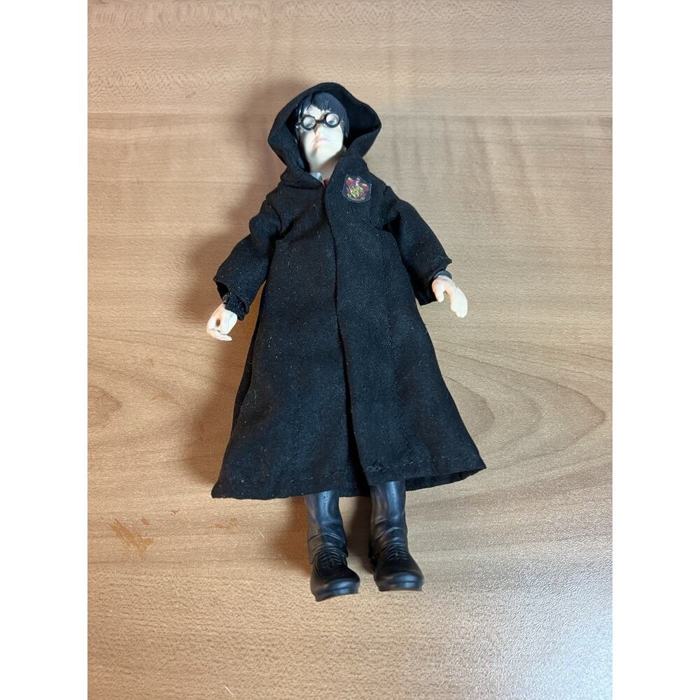 Harry Potter WBEI Action Figure Gryffindor Robe 7”